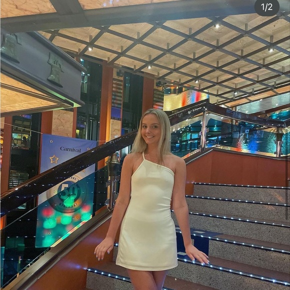 One shoulder mini cream white dress size small 
no returns - Picture 4 of 4